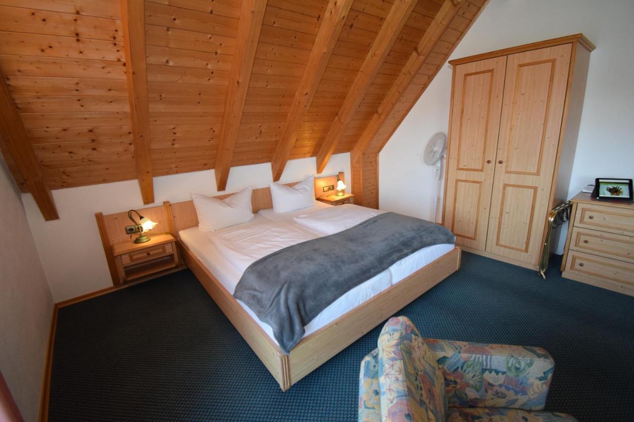 Landhotel Steigerwaldhaus Burghaslach Bagian luar foto