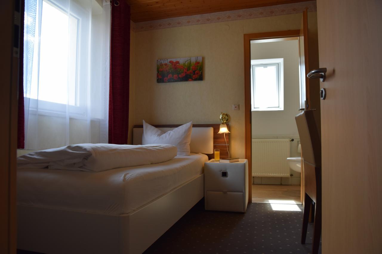 Landhotel Steigerwaldhaus Burghaslach Bagian luar foto