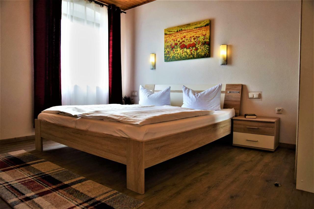 Landhotel Steigerwaldhaus Burghaslach Bagian luar foto
