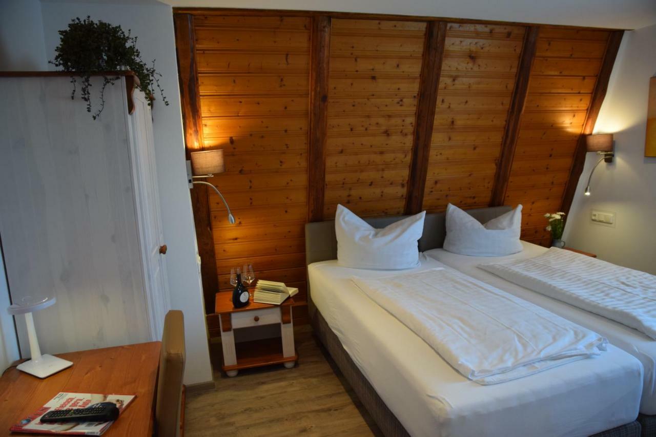 Landhotel Steigerwaldhaus Burghaslach Bagian luar foto